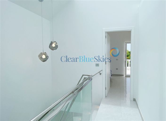 Image No.12-3 Bed Villa for sale