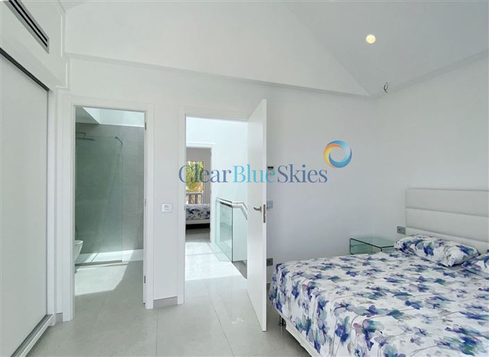 Image No.16-3 Bed Villa for sale