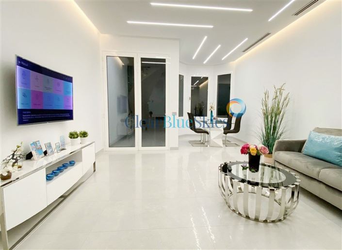 Image No.2-3 Bed Villa for sale