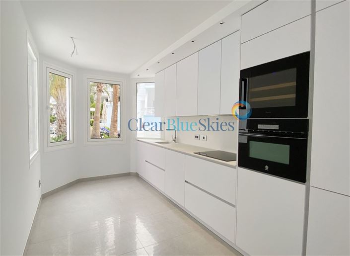 Image No.6-3 Bed Villa for sale