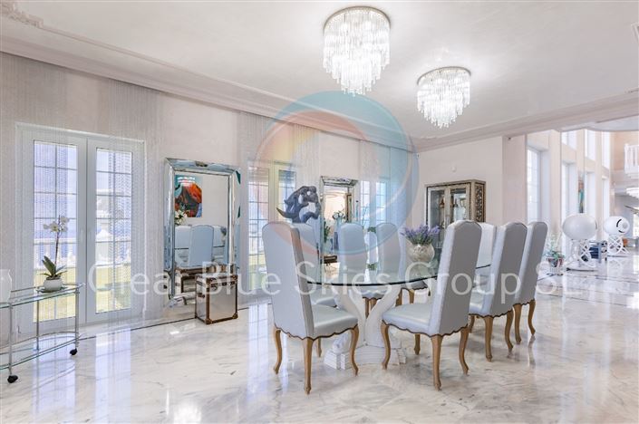 Image No.25-5 Bed Villa for sale