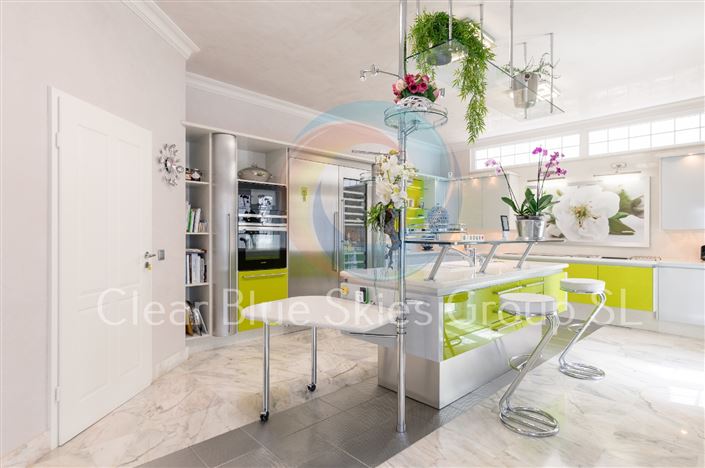 Image No.26-5 Bed Villa for sale