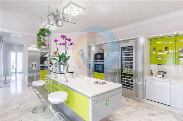 Image No.27-5 Bed Villa for sale