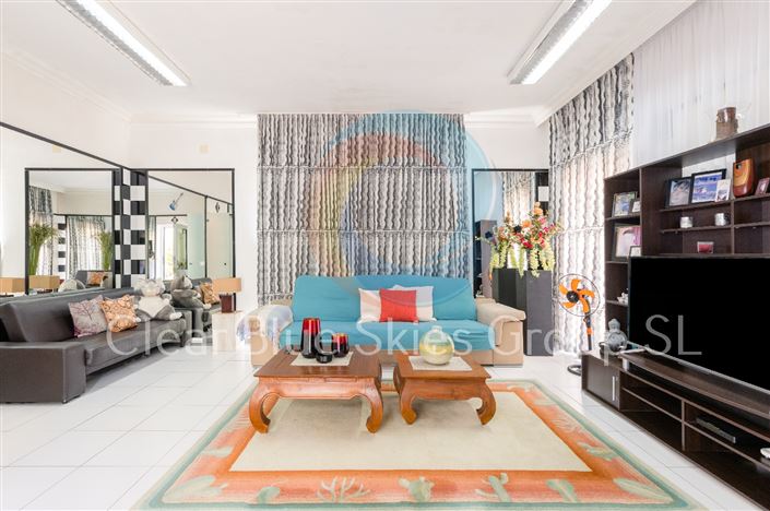 Image No.39-5 Bed Villa for sale