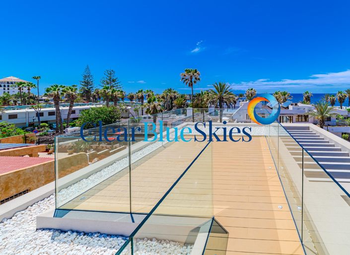 Image No.2-Villa de 4 chambres à vendre à Playa de las Americas