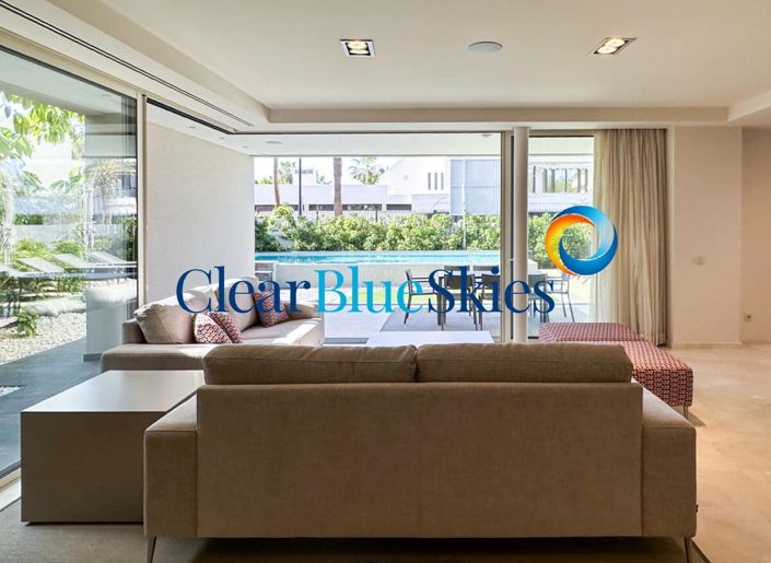 Image No.5-Villa de 4 chambres à vendre à Playa de las Americas