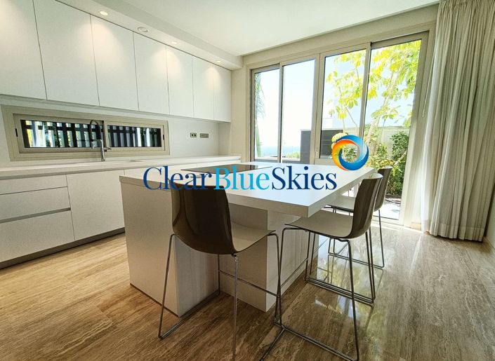 Image No.17-4 Bed Villa for sale