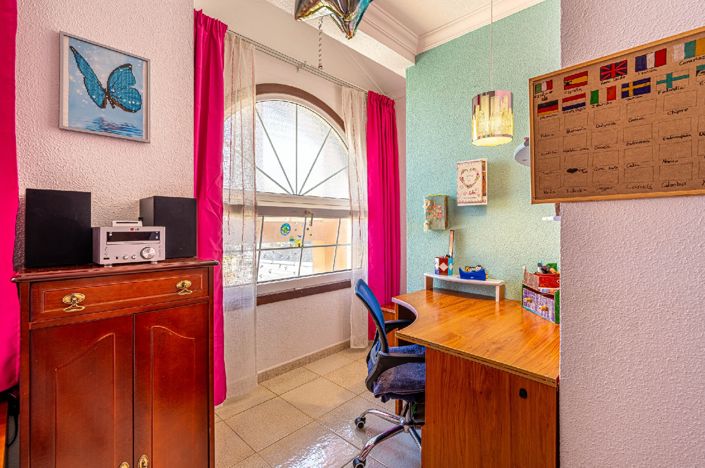 Image No.12-3 Bed Villa for sale