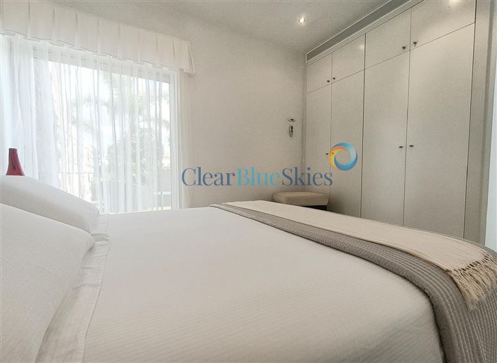 Image No.9-5 Bed Villa for sale