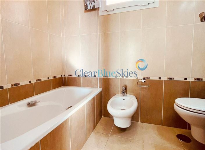 Image No.11-Villa de 4 chambres à vendre à Los Cristianos