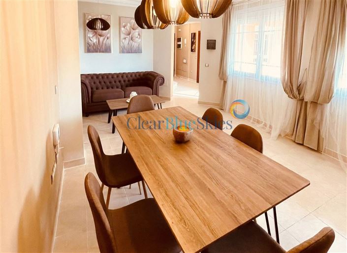 Image No.3-Villa de 4 chambres à vendre à Los Cristianos