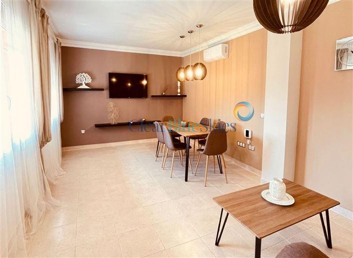 Image No.4-Villa de 4 chambres à vendre à Los Cristianos