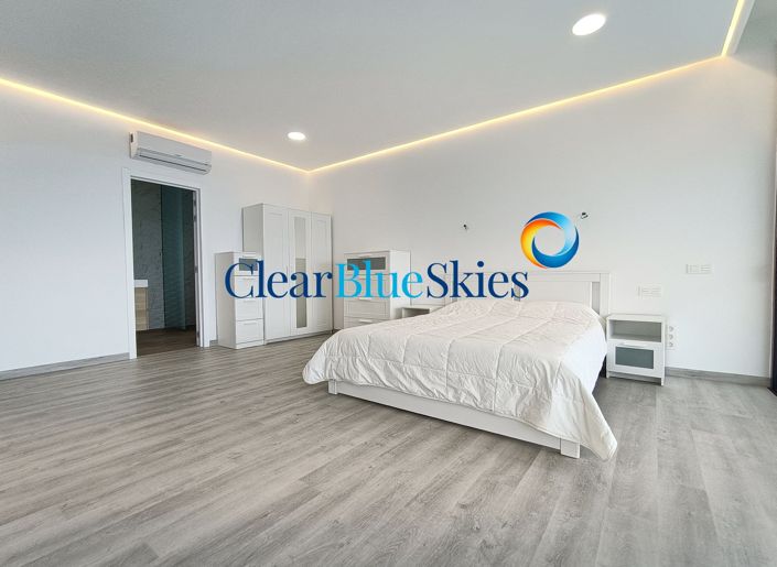 Image No.6-Villa de 4 chambres à vendre à El Madronal