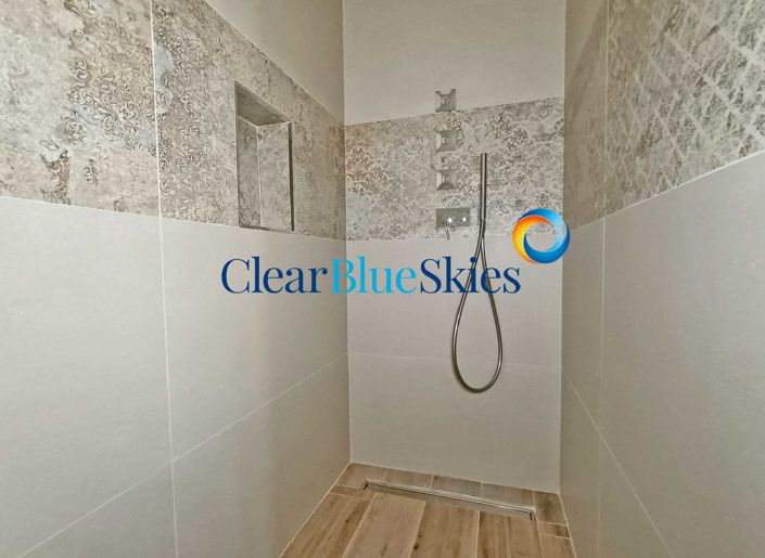 Image No.15-3 Bed Villa for sale