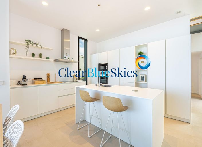 Image No.12-3 Bed Villa for sale