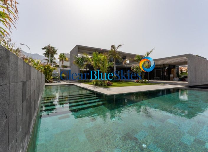 Image No.3-Villa de 4 chambres à vendre à Playa Paraiso