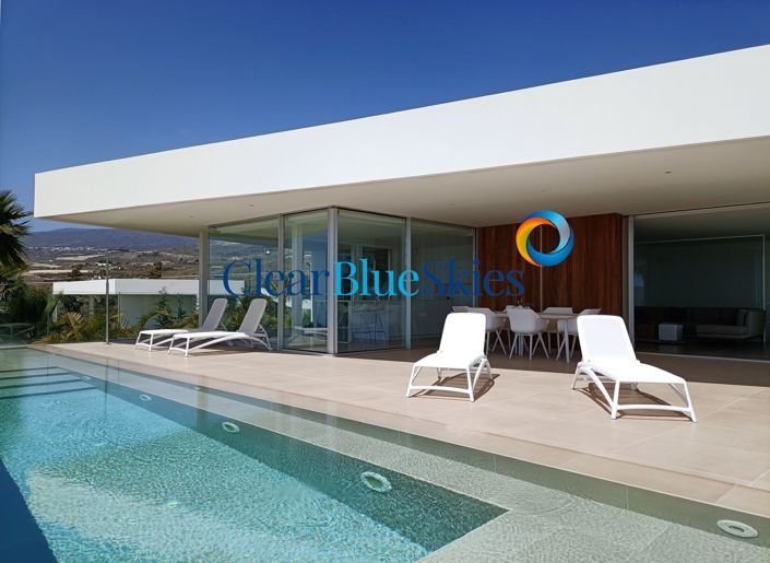 Image No.2-5 Bed Villa for sale