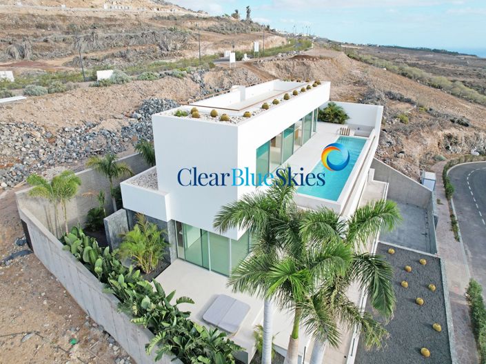 Image No.17-6 Bed House for sale