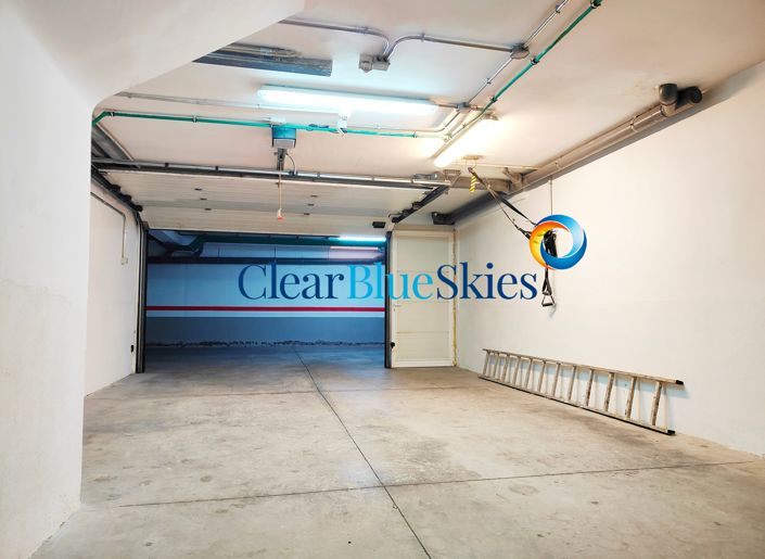 Image No.18-3 Bed Townhouse for sale