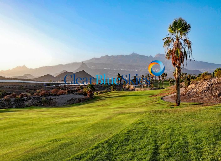 Image No.21-3 Bed Townhouse for sale