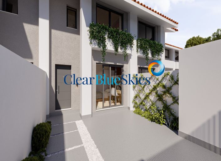 Image No.4-3 Bed Townhouse for sale