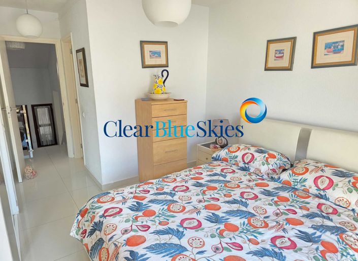 Image No.11-2 Bed House for sale