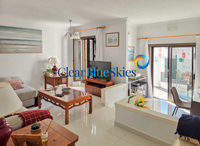 Image No.5-2 Bed House for sale