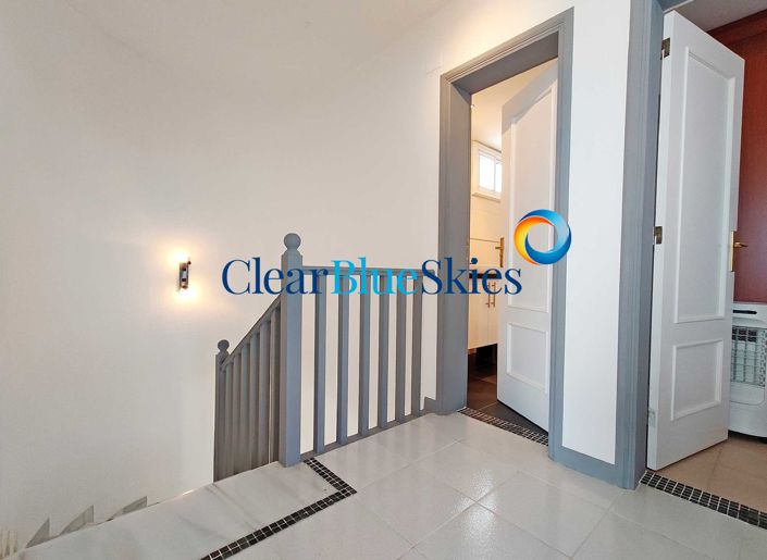 Image No.21-5 Bed Villa for sale