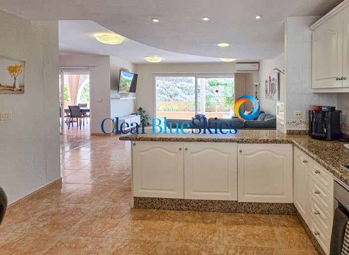 Image No.24-3 Bed House for sale