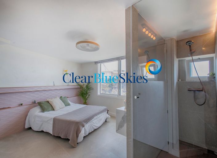 Image No.7-4 Bed House for sale