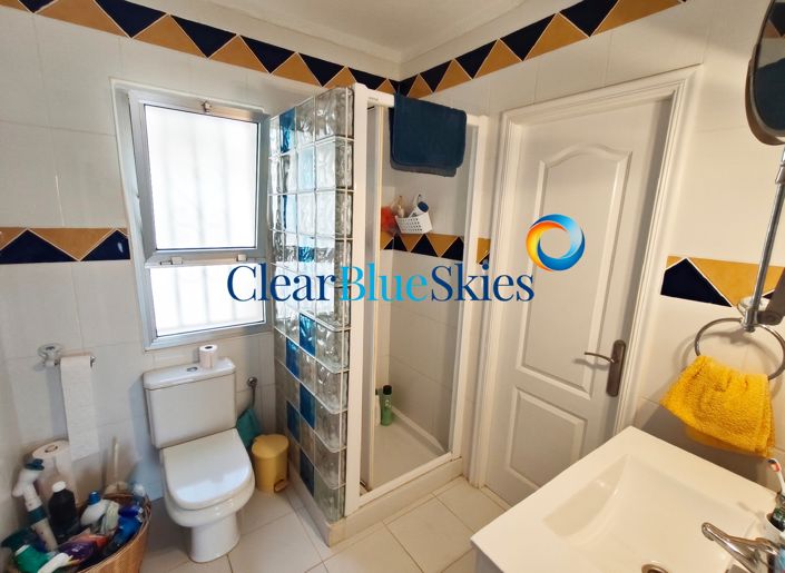 Image No.9-3 Bed Bungalow for sale