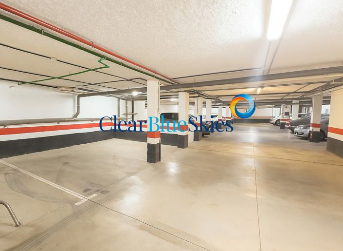 Image No.18-3 Bed Apartment for sale