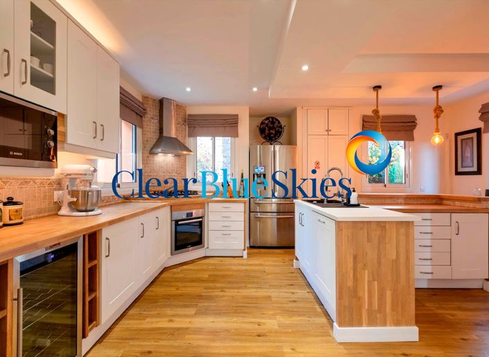 Image No.4-4 Bed Villa for sale