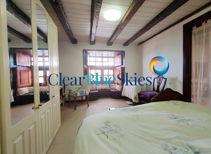 Image No.11-4 Bed Farmhouse for sale