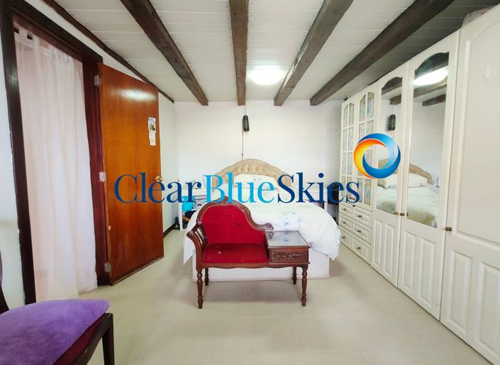 Image No.4-4 Bed Farmhouse for sale