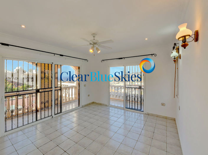 Image No.5-4 Bed Villa for sale