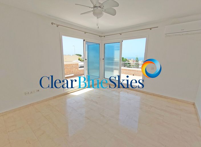 Image No.7-3 Bed Villa for sale