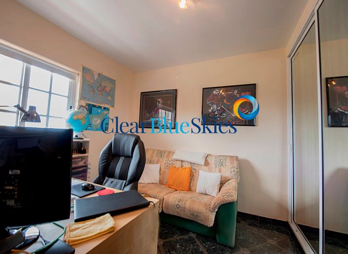 Image No.10-6 Bed House for sale