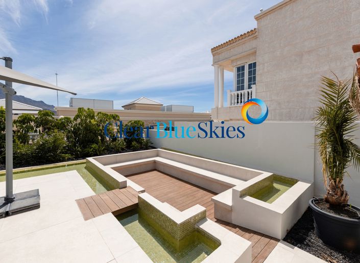 Image No.17-5 Bed Villa for sale