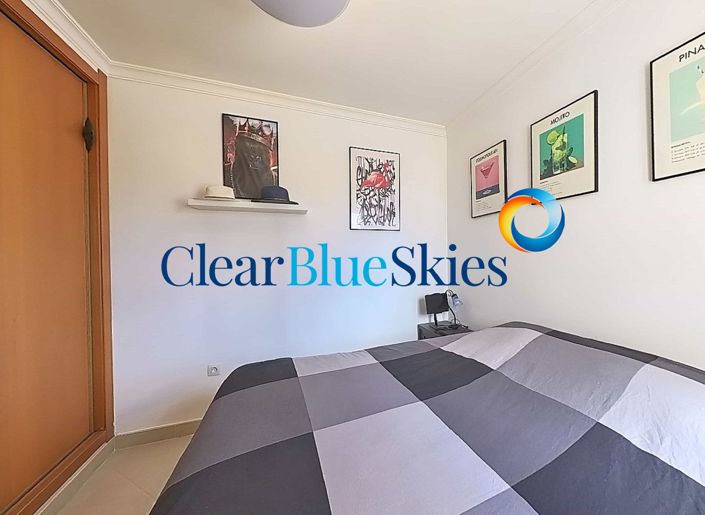 Image No.12-3 Bed Townhouse for sale