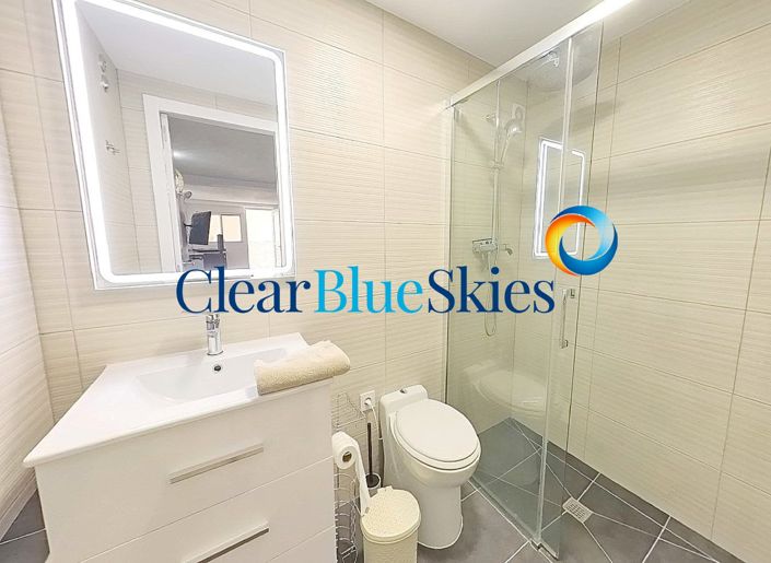 Image No.8-3 Bed Townhouse for sale