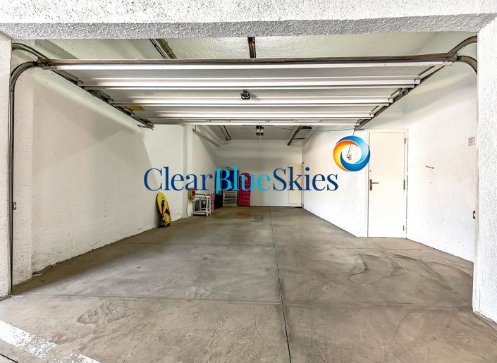 Image No.27-3 Bed House for sale