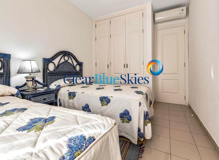 Image No.28-3 Bed House for sale