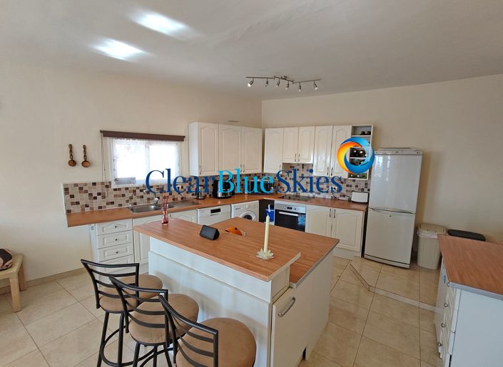 Image No.6-3 Bed House for sale