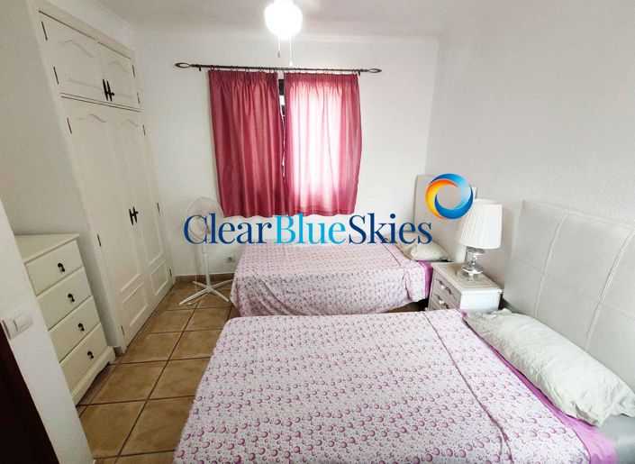 Image No.11-3 Bed House for sale