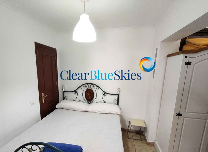 Image No.14-3 Bed House for sale