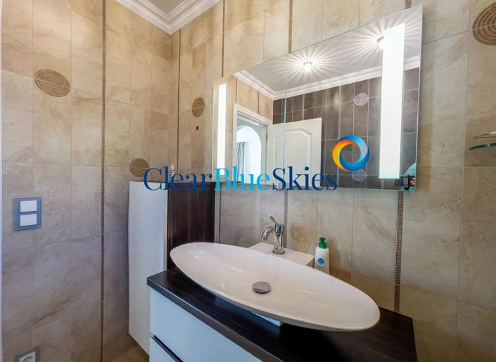 Image No.17-3 Bed Villa for sale