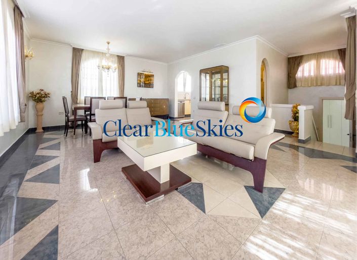 Image No.7-3 Bed Villa for sale