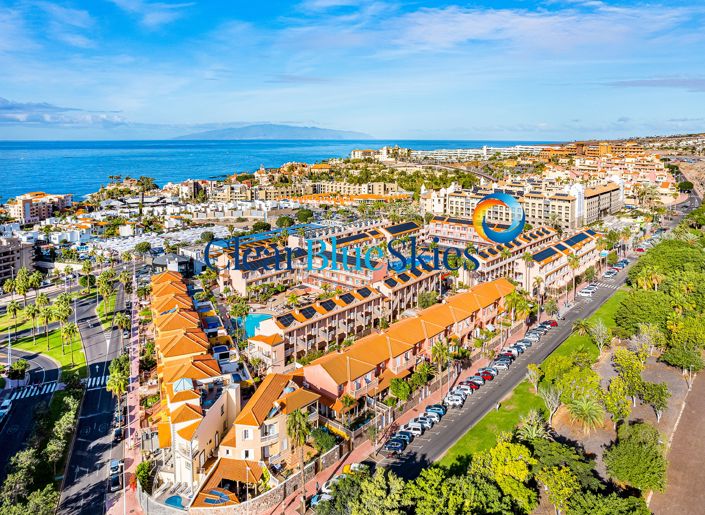 Image No.1-4 Bed House for sale