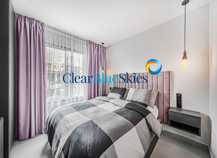 Image No.17-4 Bed House for sale